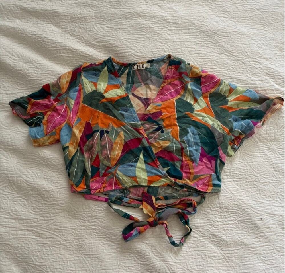 C'FLO cropped wrap blouse, tropical print, S/M